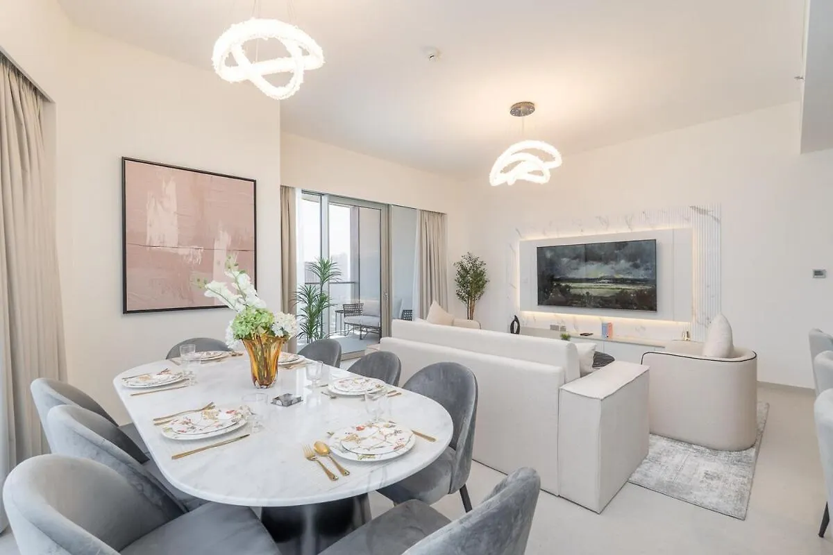 Lux 3 Bedroom & Maidroom Burj & Fountain View 1Gbps Wifi Dubai Apartamento
